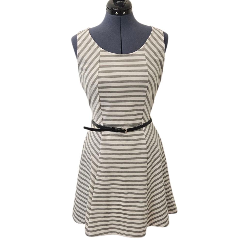 Guess Grey And White Stripe Sleeveless Belted Fit And Flare Dress Medium